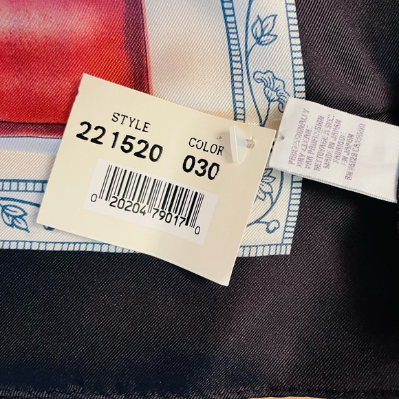 New! Echo Winterthur Museum Collection Silk Scarf Gloves Pattern 35x35 - Picture 11 of 12